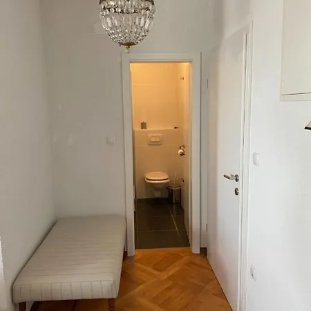 Irena - Private Pool Daire Banjol